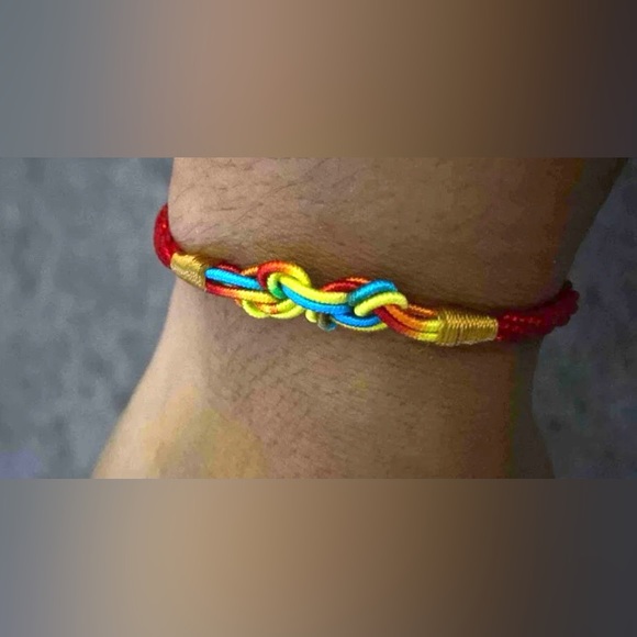 Tibetan Chinese Rainbow Ombre Red String Rope Cord Thread Braid Knot Bracelet - Picture 12 of 16